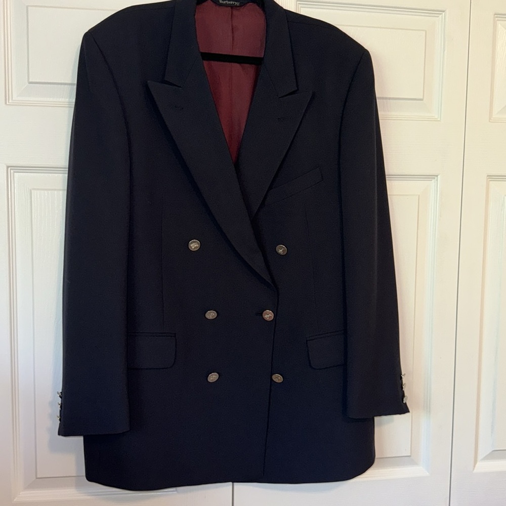 Burberry Blazer. - Picture 6 of 6